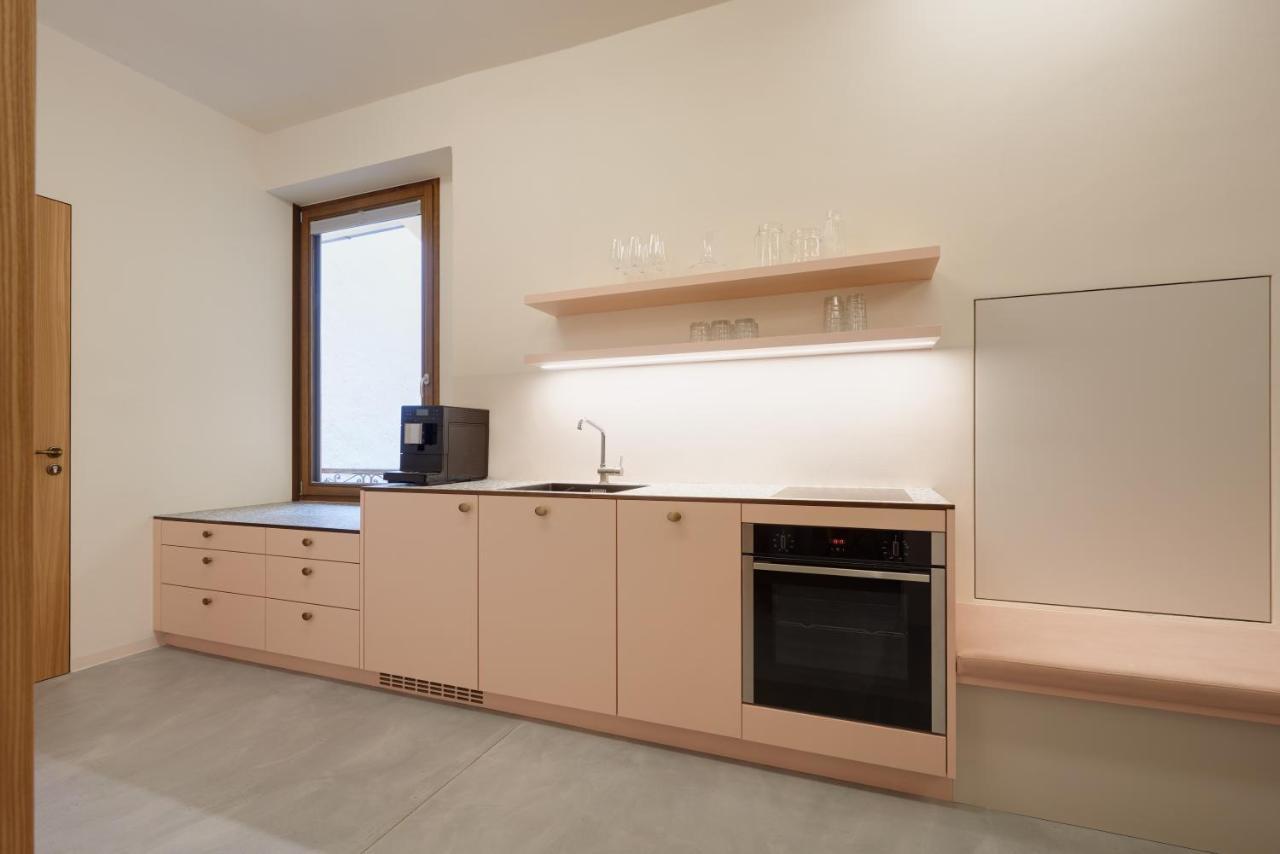 Goldengel Design-Suiten Frieda Maria Im Herzen Von Kaltern Extérieur photo